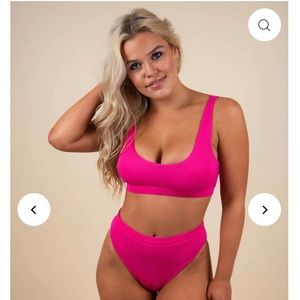 Hot pink ribbed bikini